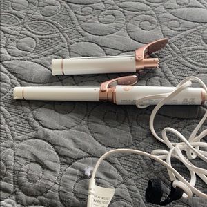 T3 curling iron with attachment